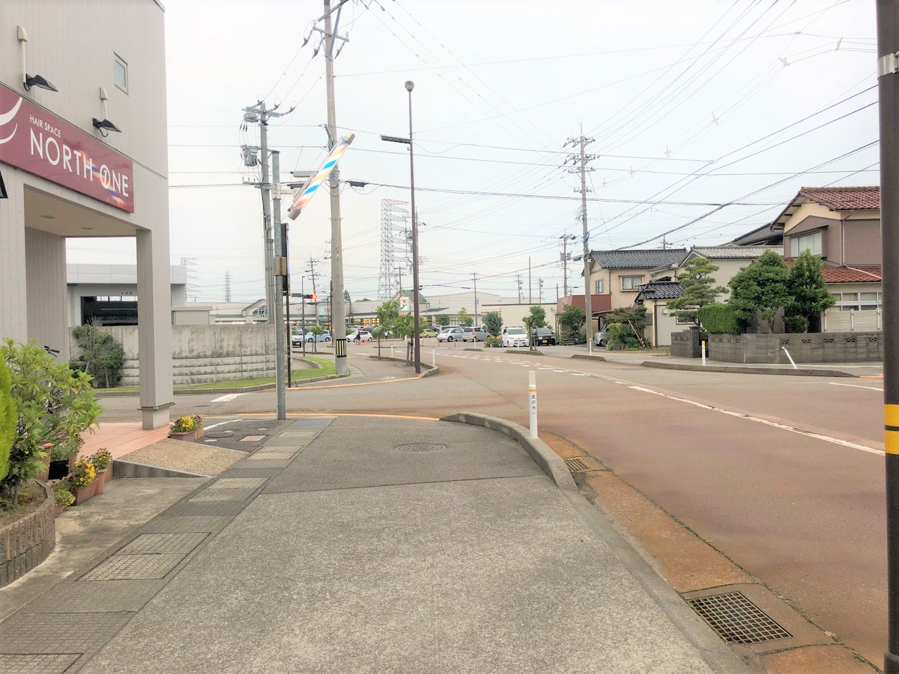 駅からの徒歩経路